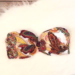 Victoria’s Secret bikini top size 34DD paisley